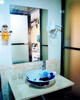 Fenghuang Lifetime True Love Hotel מראה חיצוני תמונה